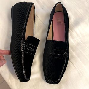 ESPORRE BLACK VELVETY CORDUROY FLATS. NEW IN BOX